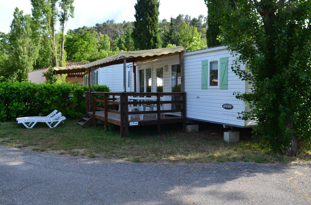 Camping La Vidaresse Hotel Sainte-Anastasie-sur-Issole Exterior photo