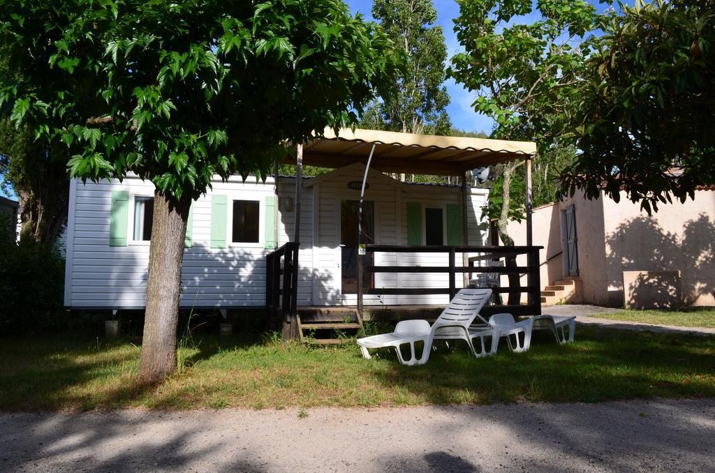 Camping La Vidaresse Hotel Sainte-Anastasie-sur-Issole Exterior photo